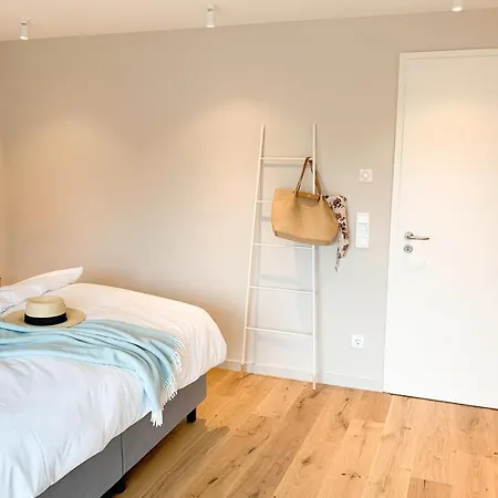 Bades Huk Haus 13 57 - Og Lejlighed *