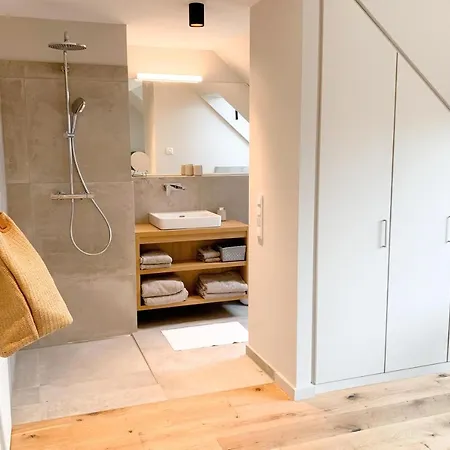 Bades Huk Haus 13 57 - Og